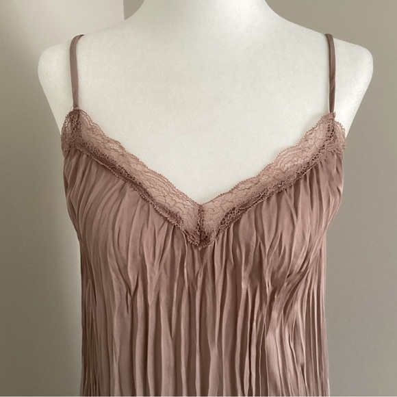 NWT H&M Pleated Maxi Dress, Size XS - Picture 3 of 8